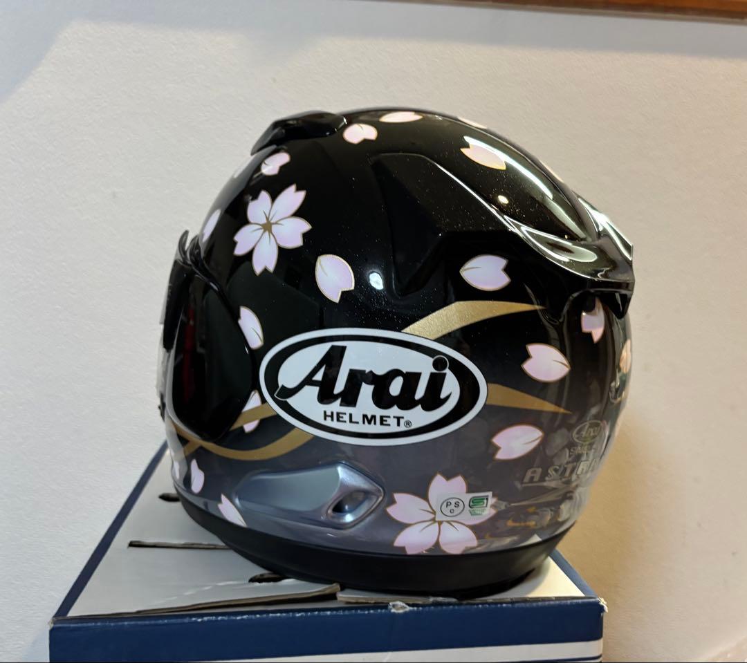 Arai AstralXSakuraフルフェイスヘルメット