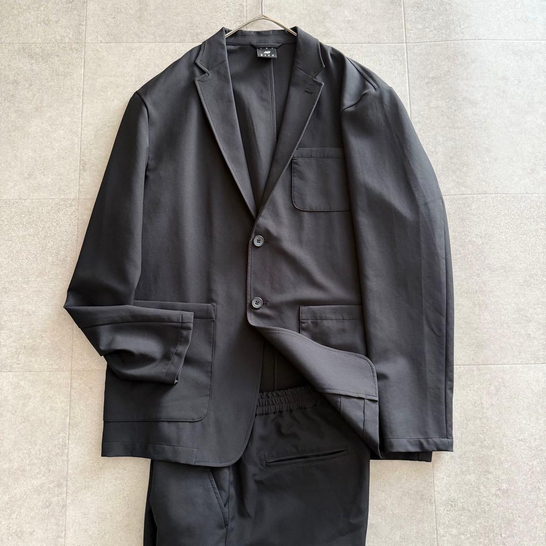 ニューバランス　セットアップ　スーツ　XLサイズ　ジャケット　パンツ　黒