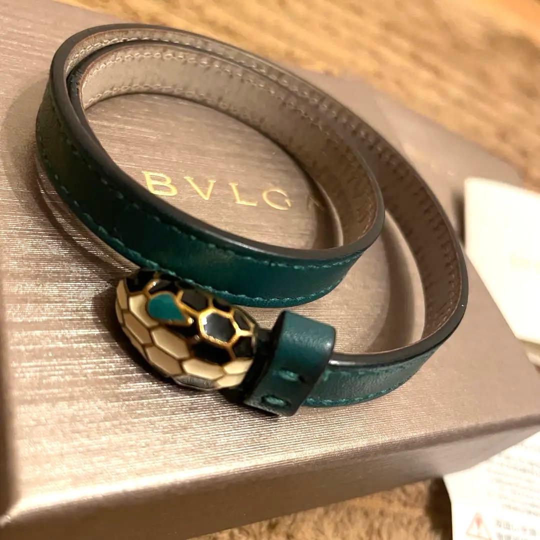 BVLGARI セルペンティ バングル ブラック グリーン レザー
