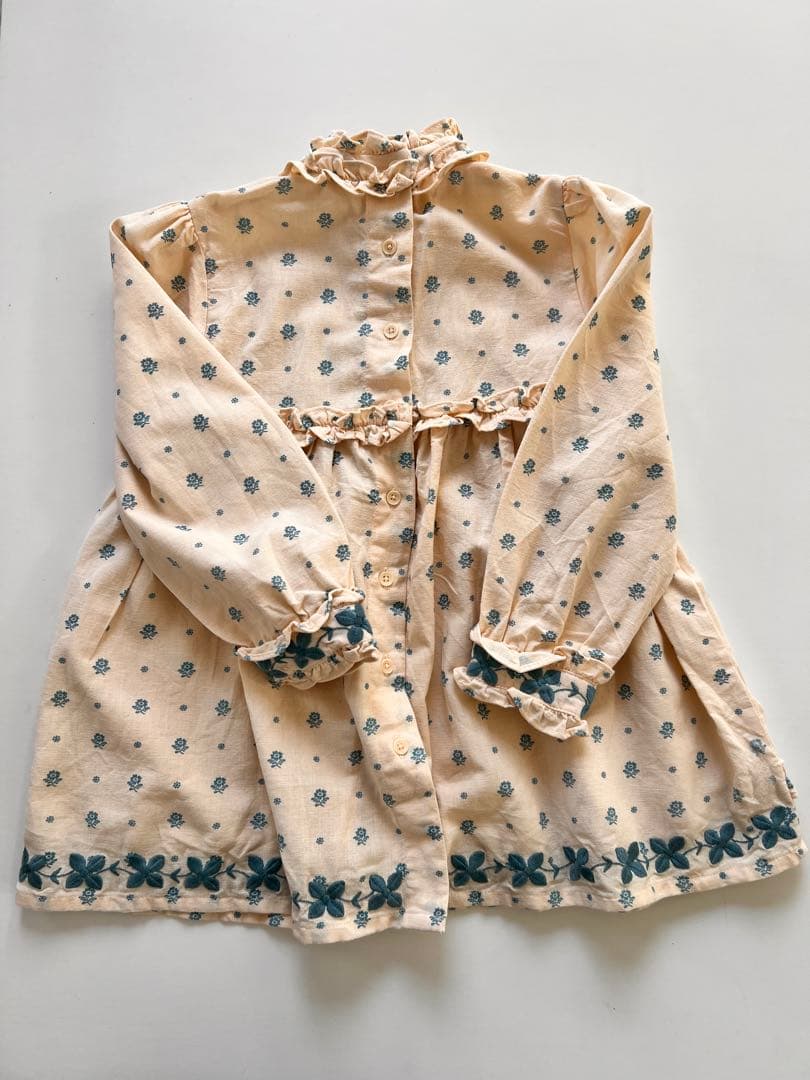 apolina アポリナ　25aw ドレス　ワンピース　3-5Y 花柄