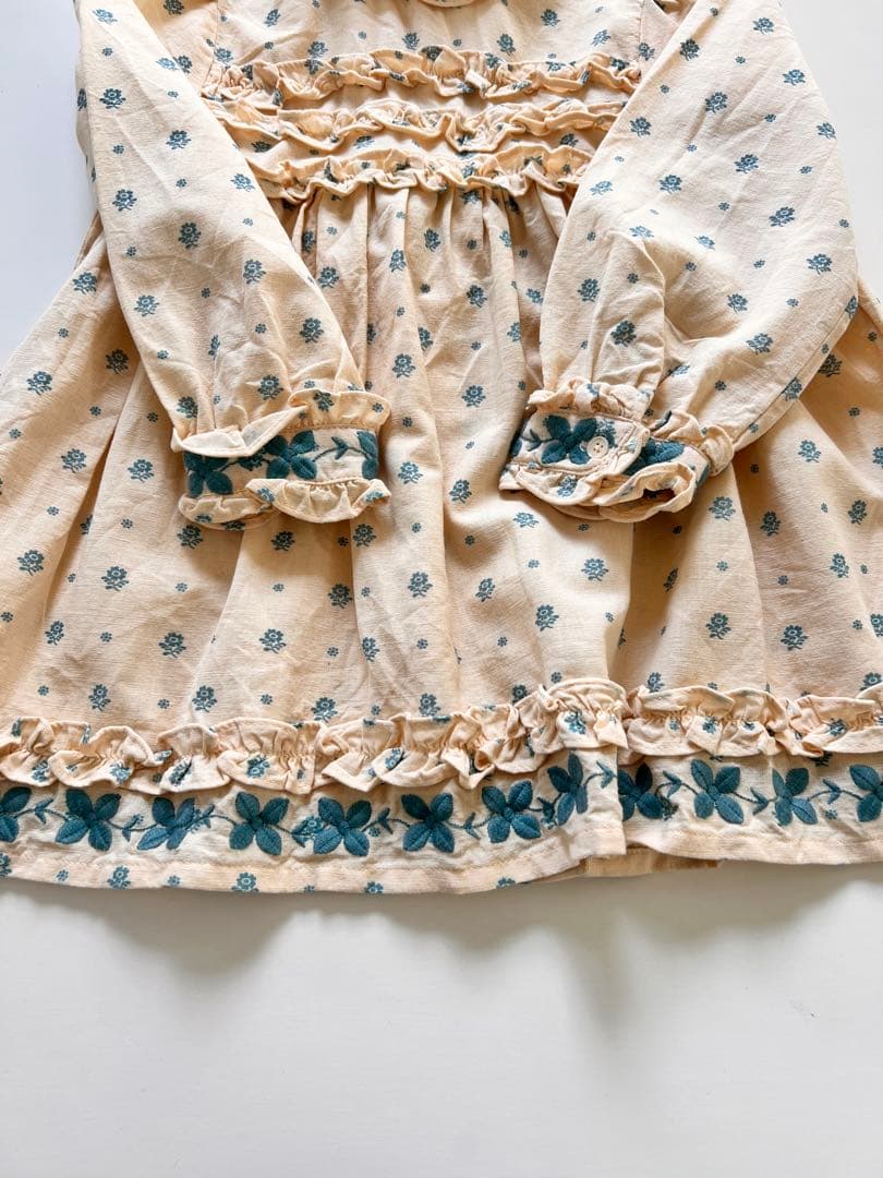 apolina アポリナ　25aw ドレス　ワンピース　3-5Y 花柄