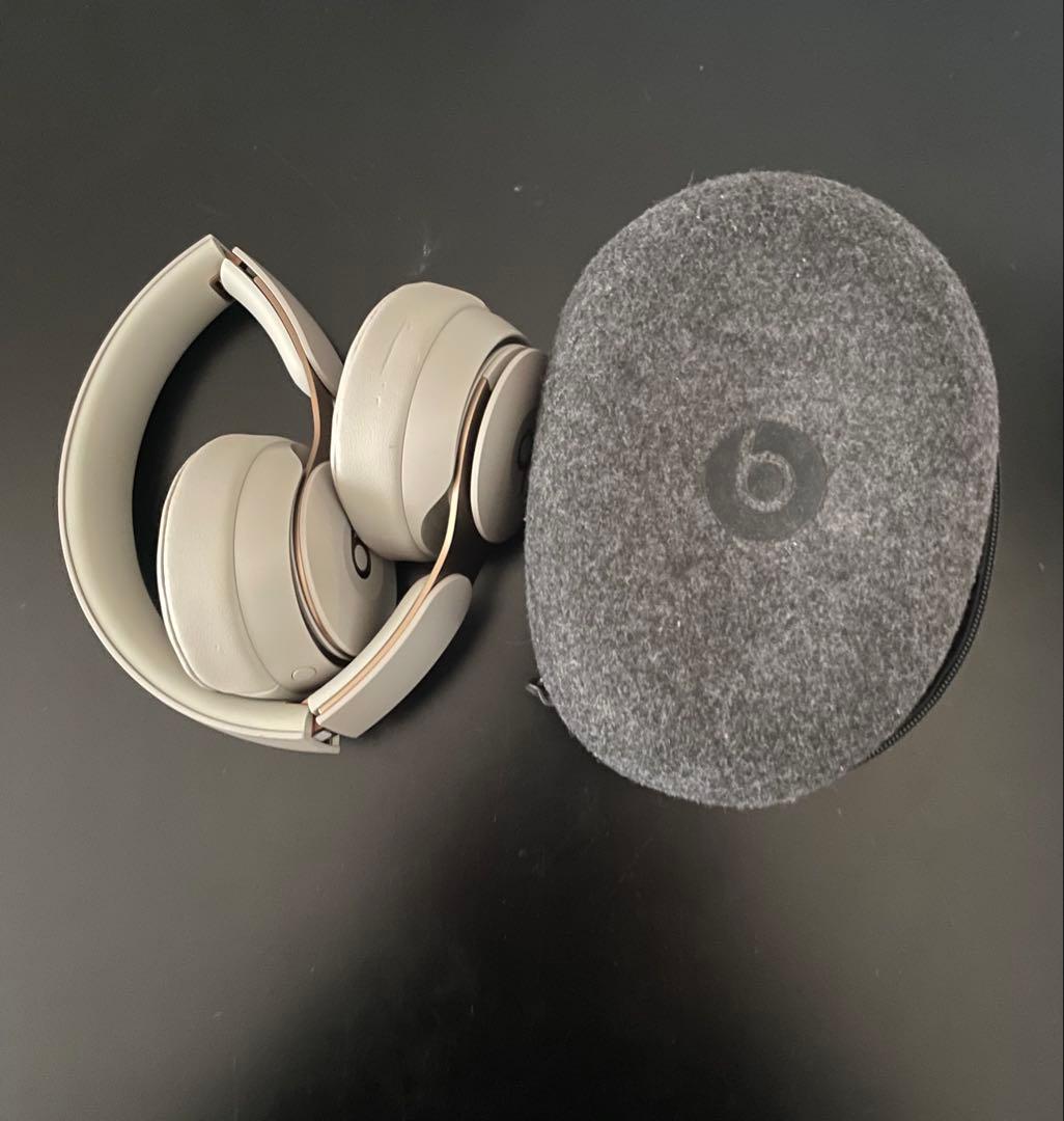 Beats ワイヤレスヘッドホン SOLO PROケース付き