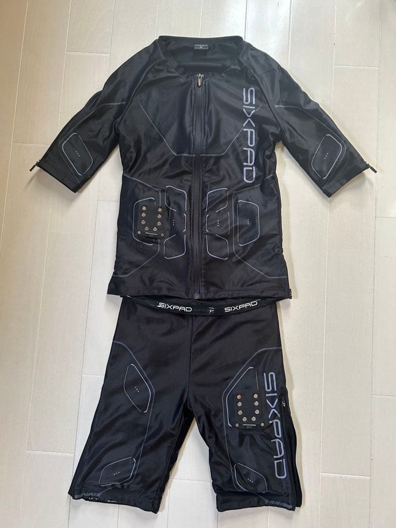 SIXPAD シックスパッドパワースーツ⭐︎上下セット　メンズM