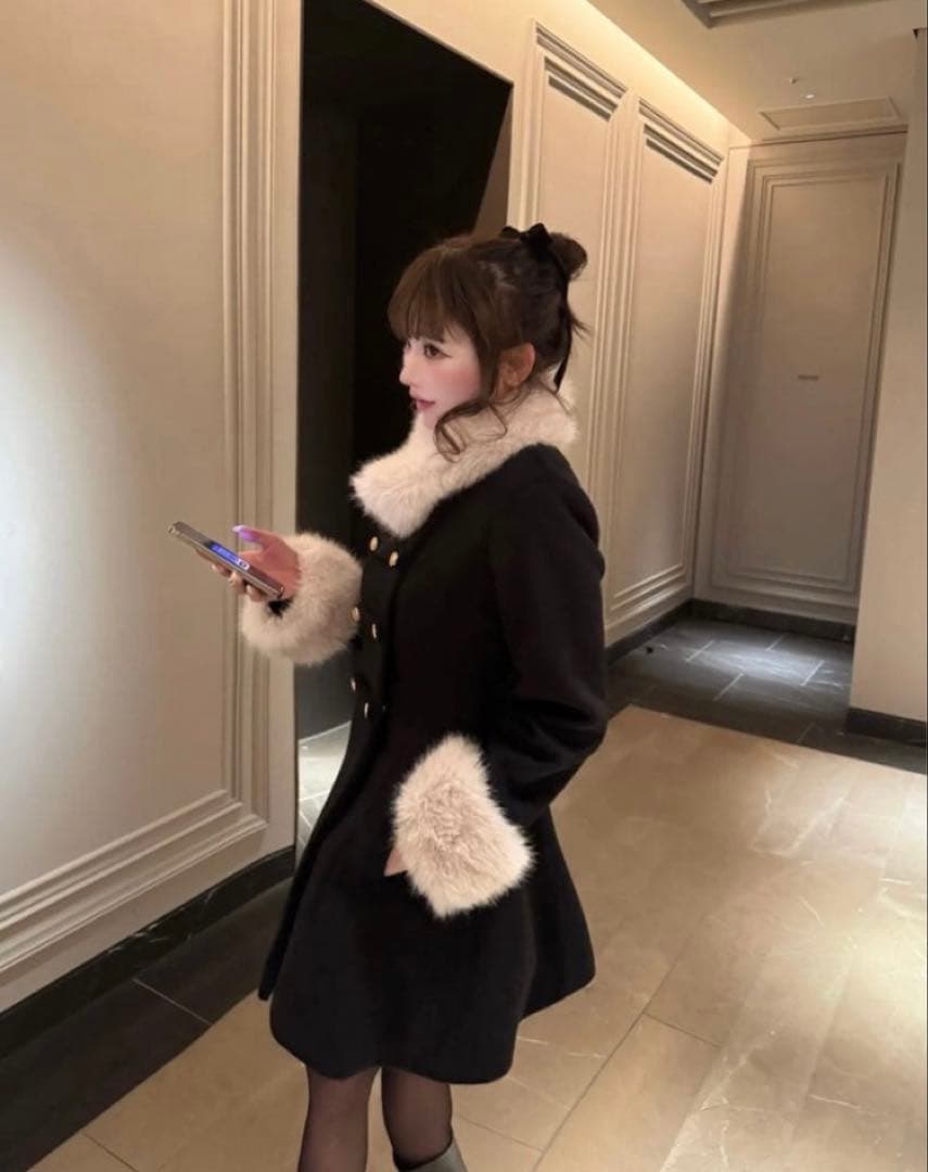 Treat Ürself アウター Muse fur flare coat