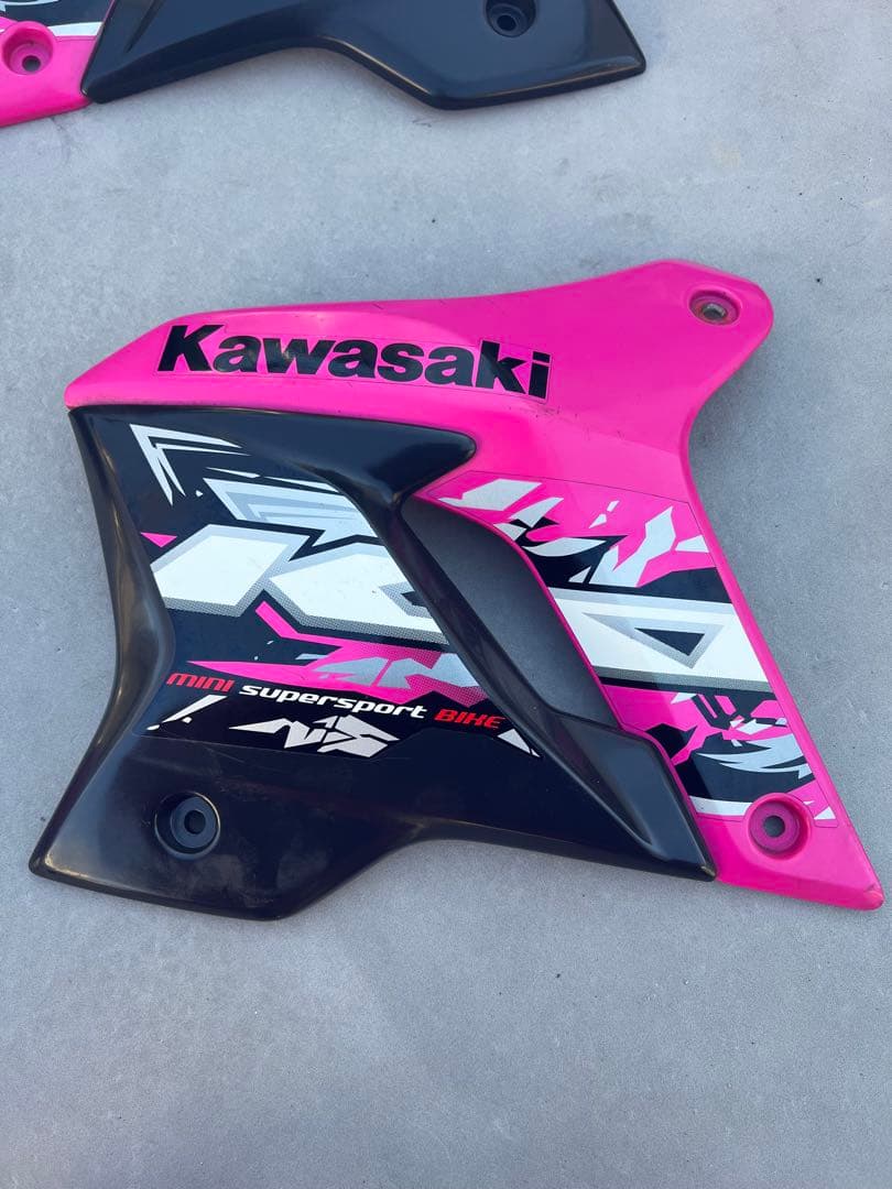 s*1様 Kawasaki KSR110プロ タンク、カウルセット ピンク