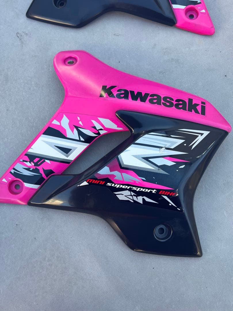s*1様 Kawasaki KSR110プロ タンク、カウルセット ピンク