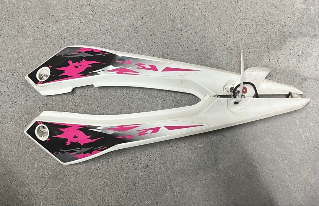 s*1様 Kawasaki KSR110プロ タンク、カウルセット ピンク