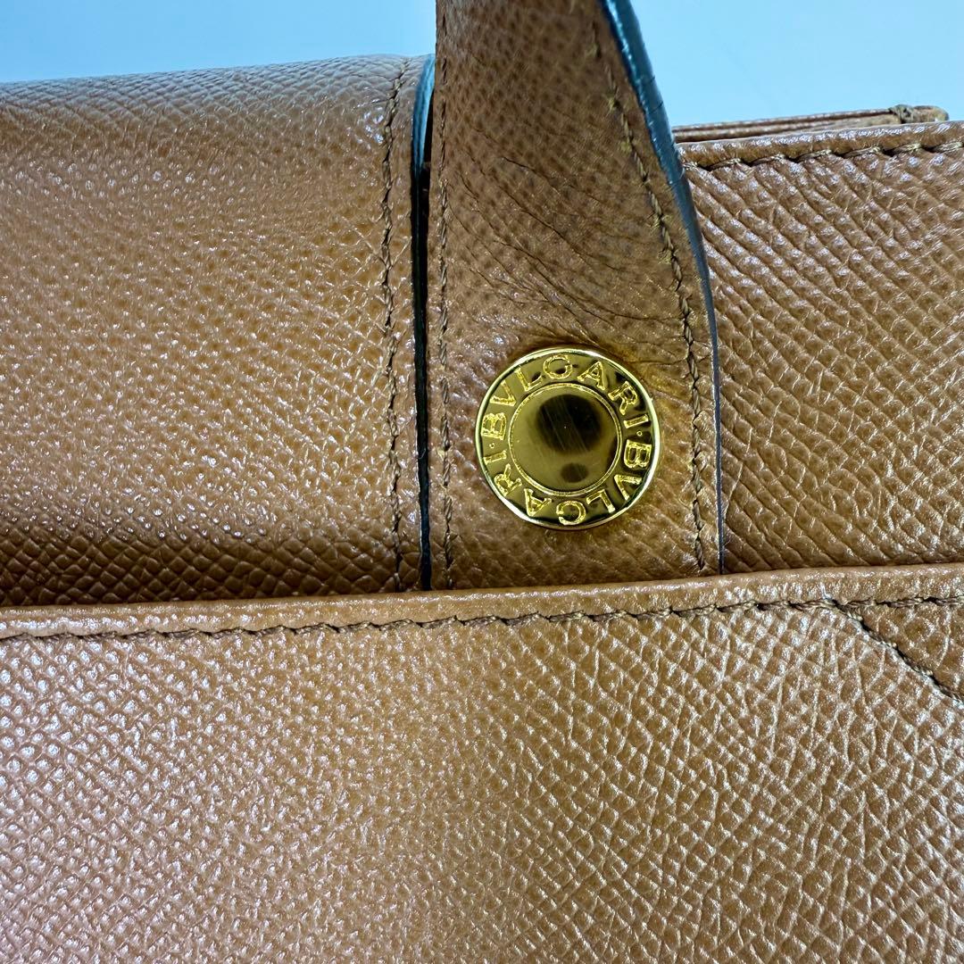 ブルガリ　BVLGARI レザー　ショルダーバッグ　ブラウン　225