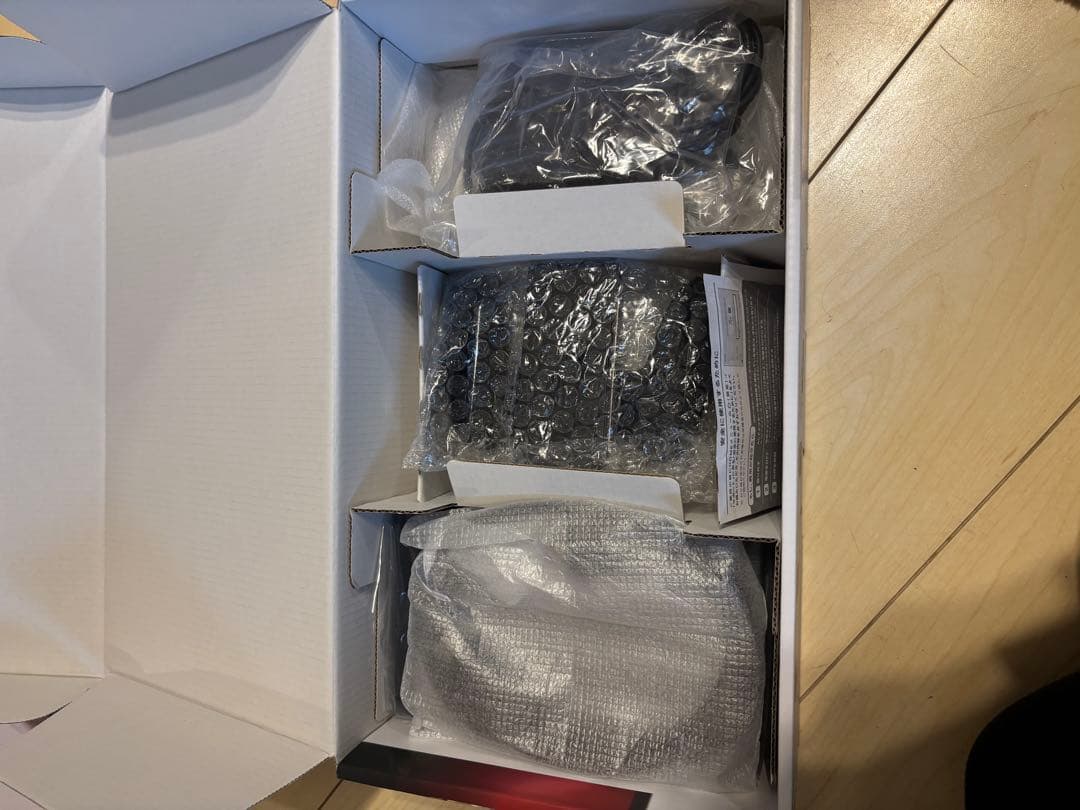 Nintendo Switch 本体＆ジョイコン＋1★ カバー、ケースセット