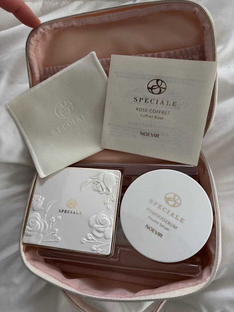 【新品】ノエビア スペチアーレ ローズコフレ　スキンケアコフレセット
