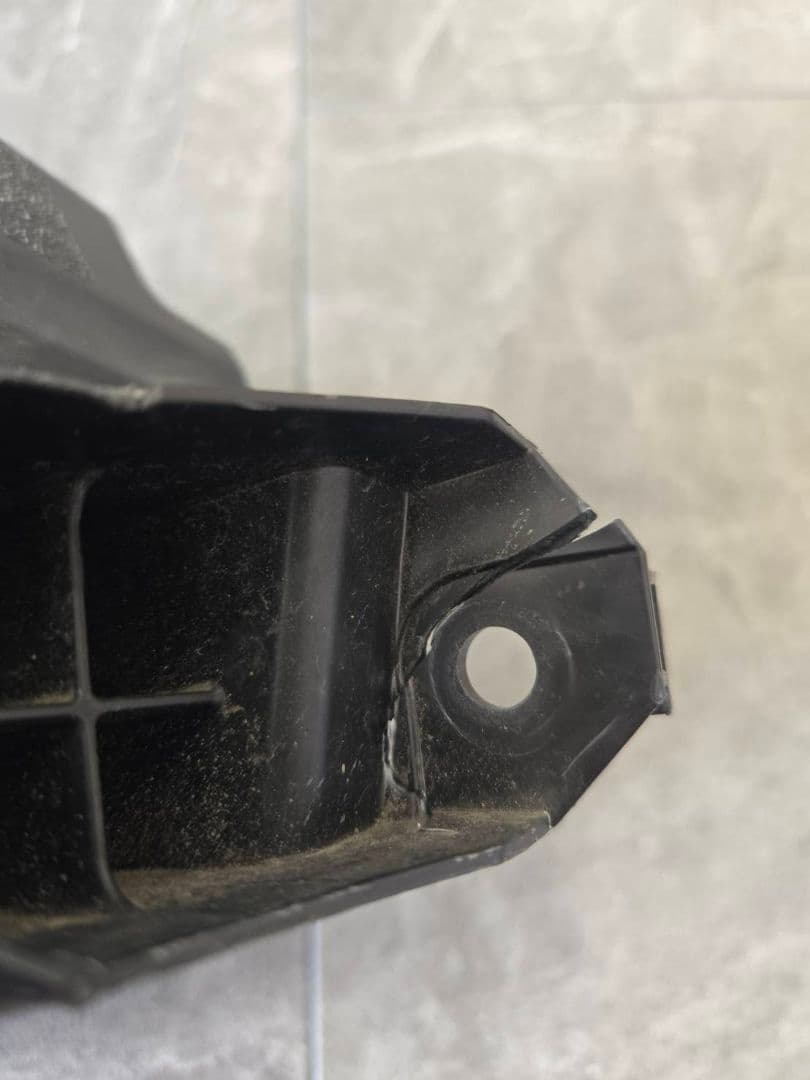 JW64W　スズキ　ジムニー　ヘッドライト