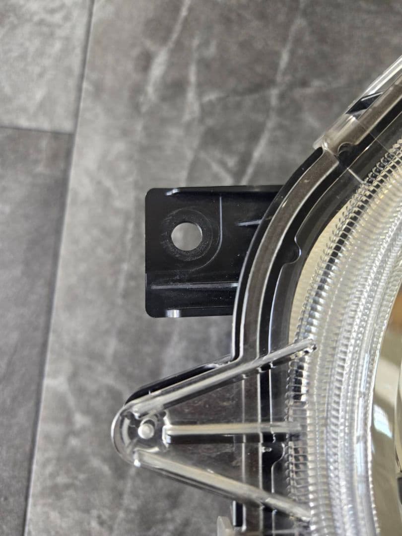 JW64W　スズキ　ジムニー　ヘッドライト