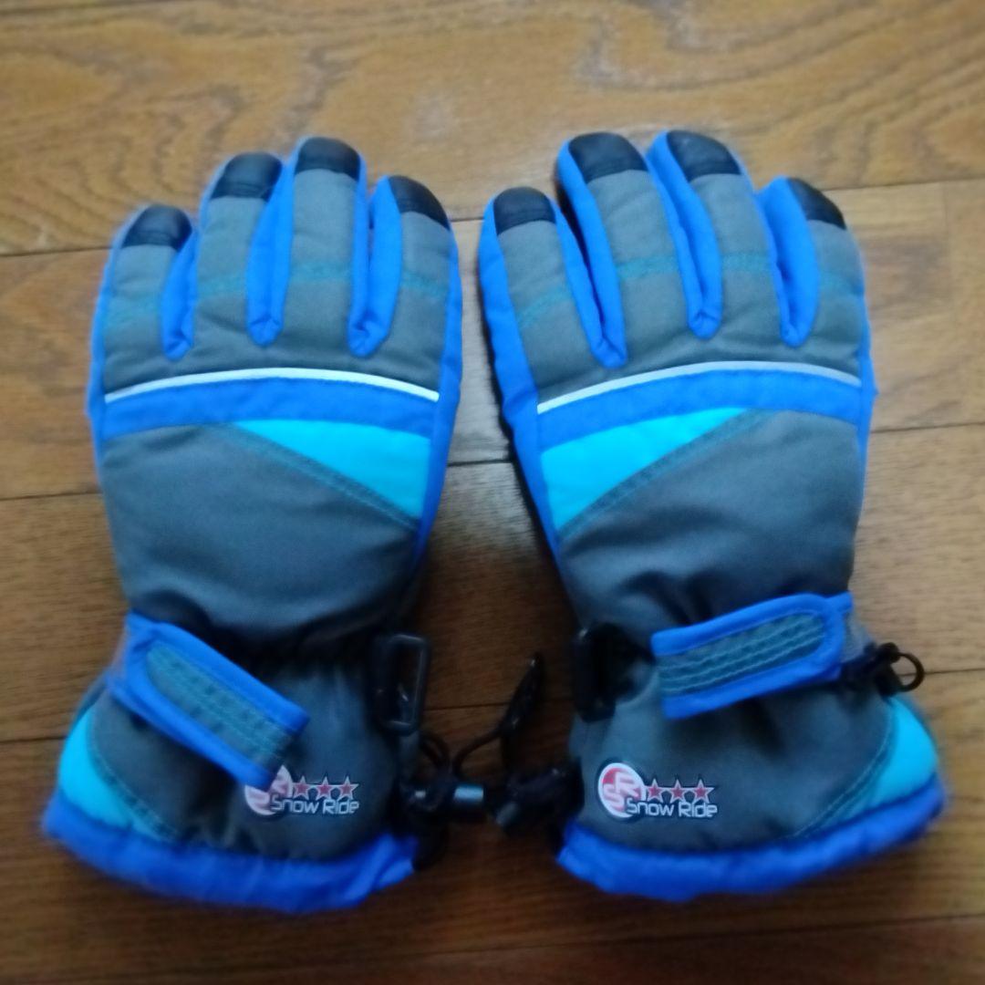 【美品】スキーウェア　2着　サイズ140と160　（140のみオマケ付き）