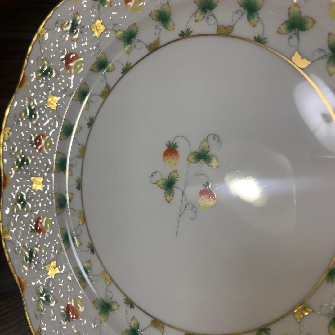 ヘレンドマスターペインターサイン入り①ストロベリーコンポジション19cmプレート