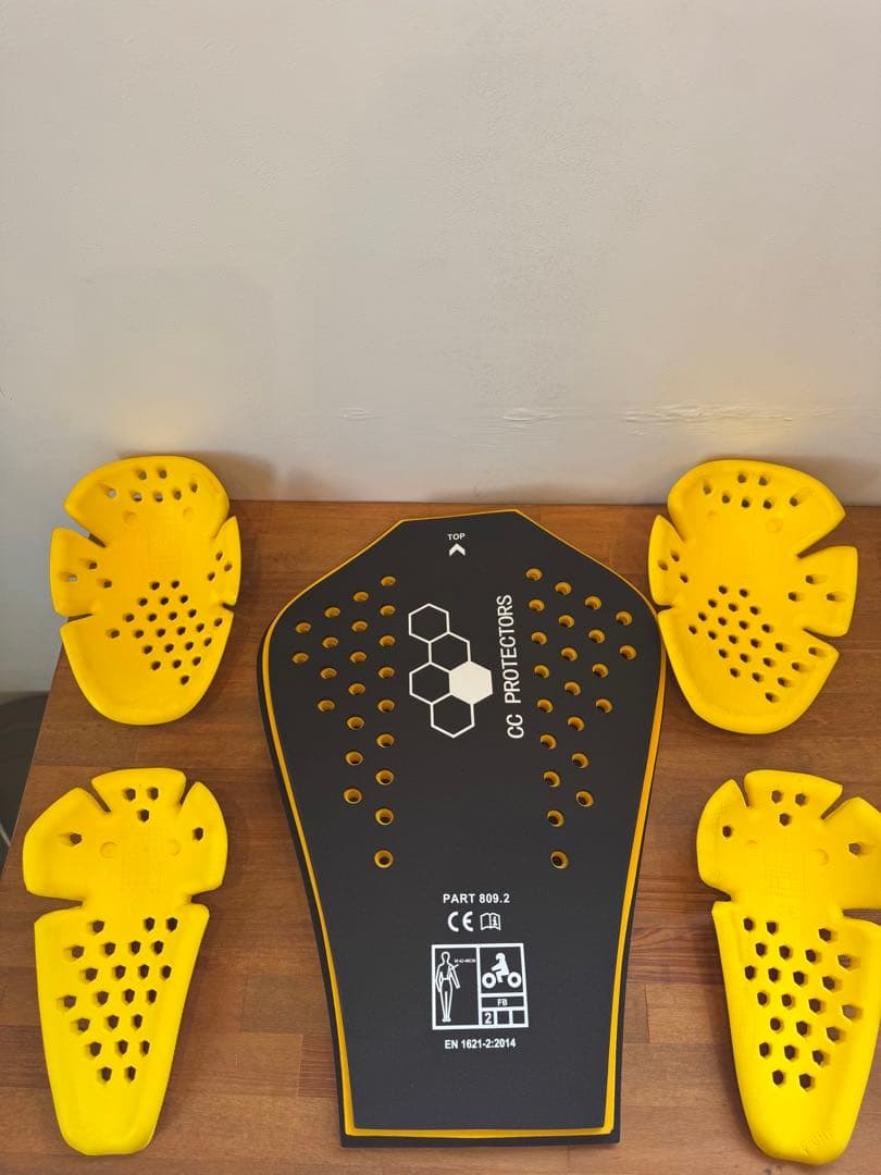 ゴールドウィン GORETEX ハンタージャケット　ブラック Mサイズ