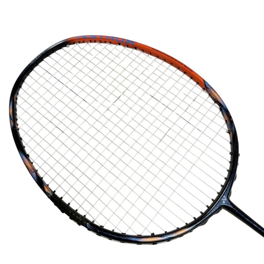【美品】YONEX アストロクス77 PRO 4U G5 ラケット 11251