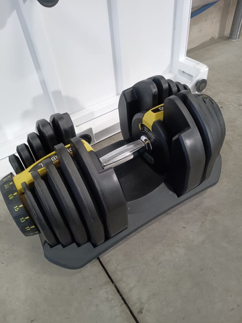 ☆可変式ダンベル☆ダイヤル式☆５kg〜４０kg☆１本☆