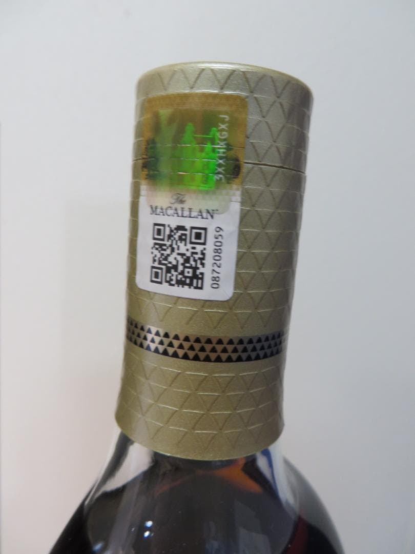 ザ マッカラン 18年 シェリー オーク カスク 43% 700ml箱付き