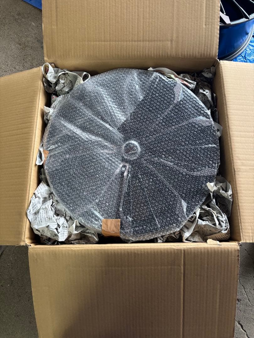 RAYSベルサスストラテジーアトリアイナ19インチ１本④