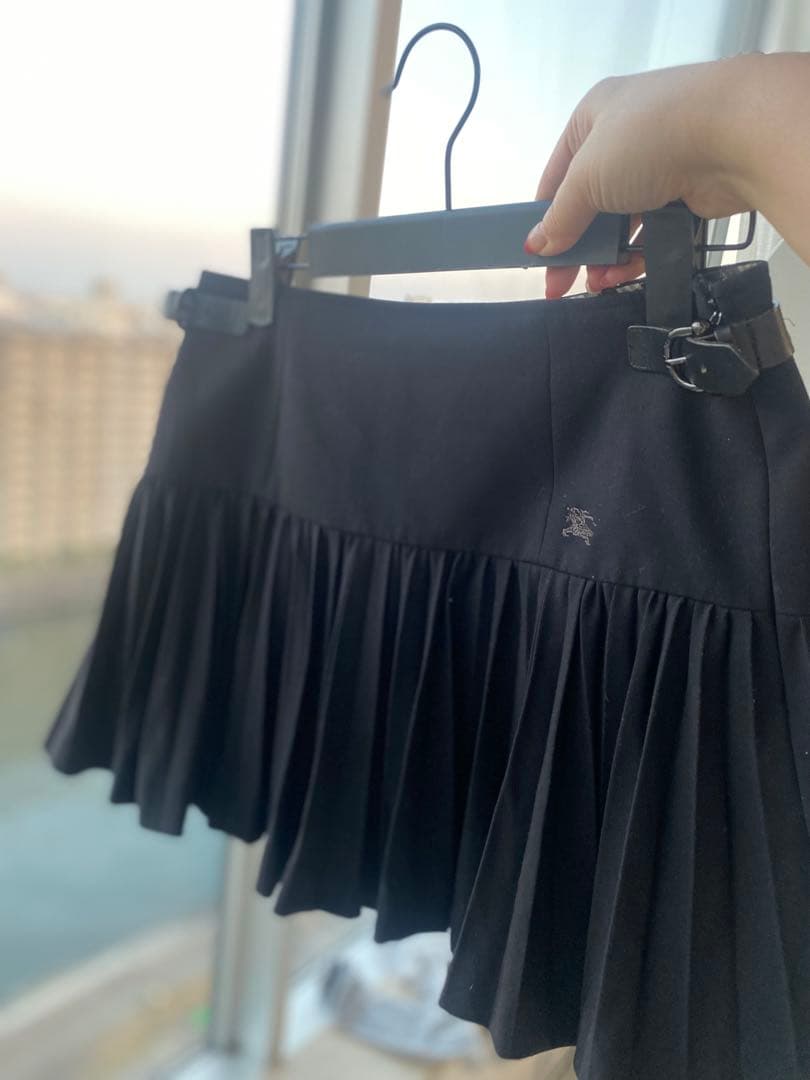 美品 バーバリーブルーレーベル プリーツキュロット 黒 38