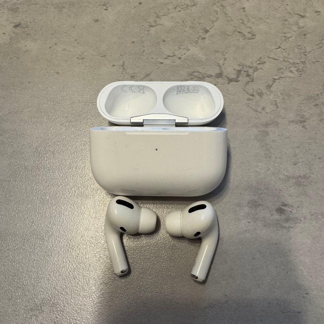 Apple純正 AirPods Pro 第1世代 本体 2年使用 動作確認済み