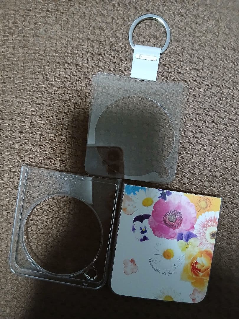 Y!mobile☆LIBERO FLiP♪２つ折スマホ☆ホワイト