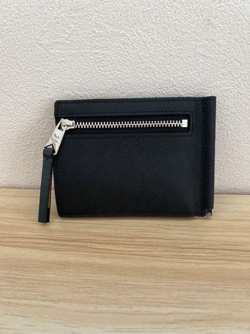 Paul Smith ブラック 二つ折り財布 ジッパー付き