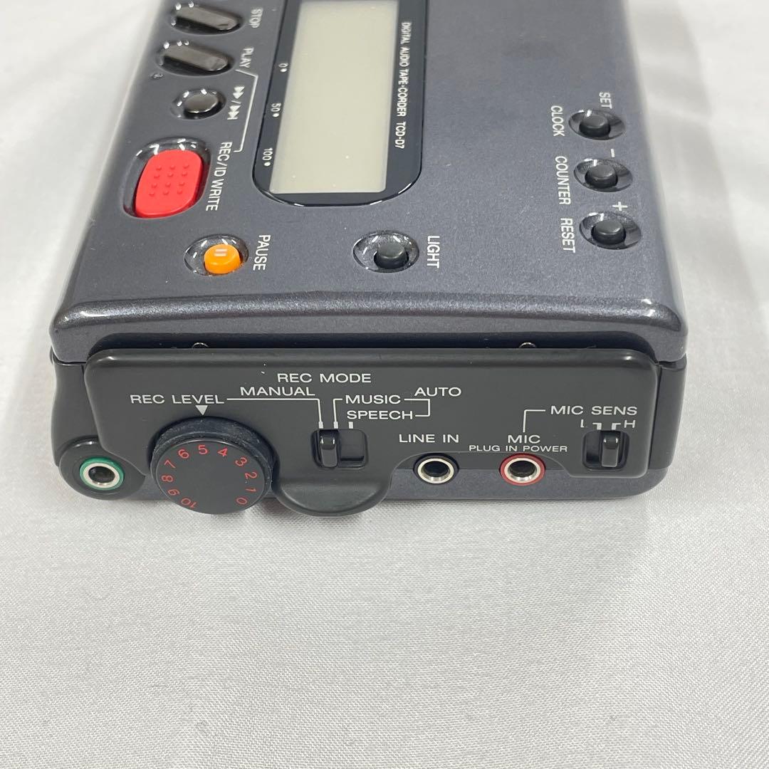 CP-A0061　SONYソニー WALKMAN DAT TCD-D7 ジャンク