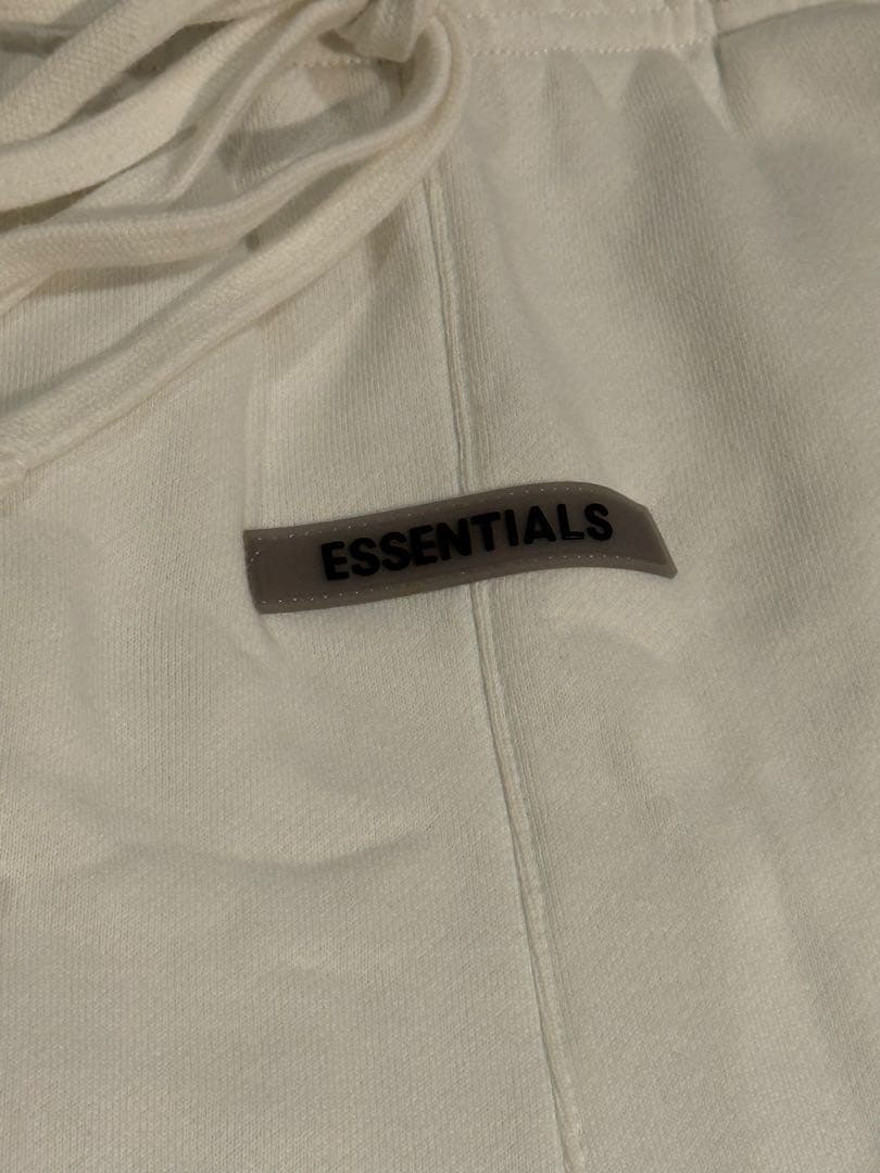 ESSENTIALS ホワイト ハーフパンツ ショートパンツ
