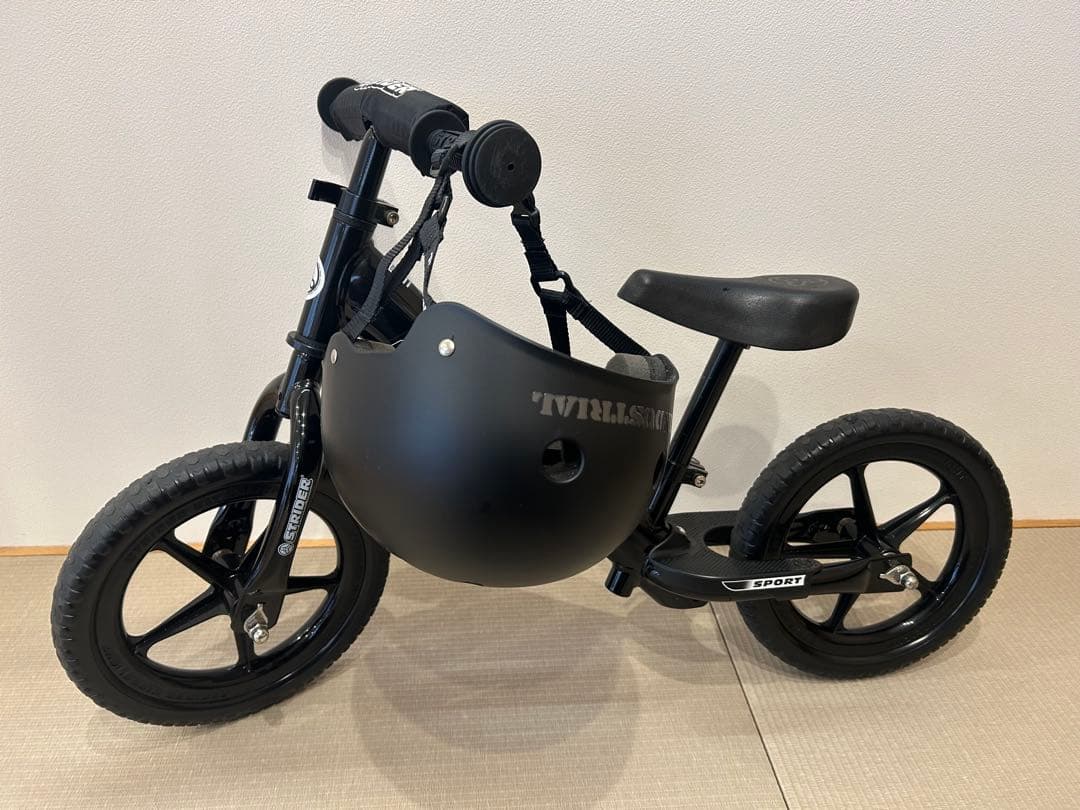 ⭐️日本正規品⭐️STRIDER スポーツブラック 12インチ