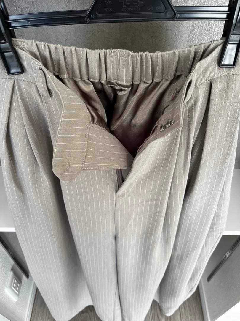 ANDRESD ピンストライプビスチェワイドパンツドレス　ベージュ　セットアップ