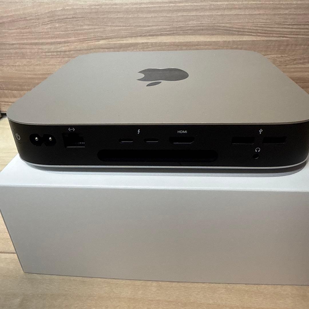 Mac mini M2 8GBメモリ　256GB SSD