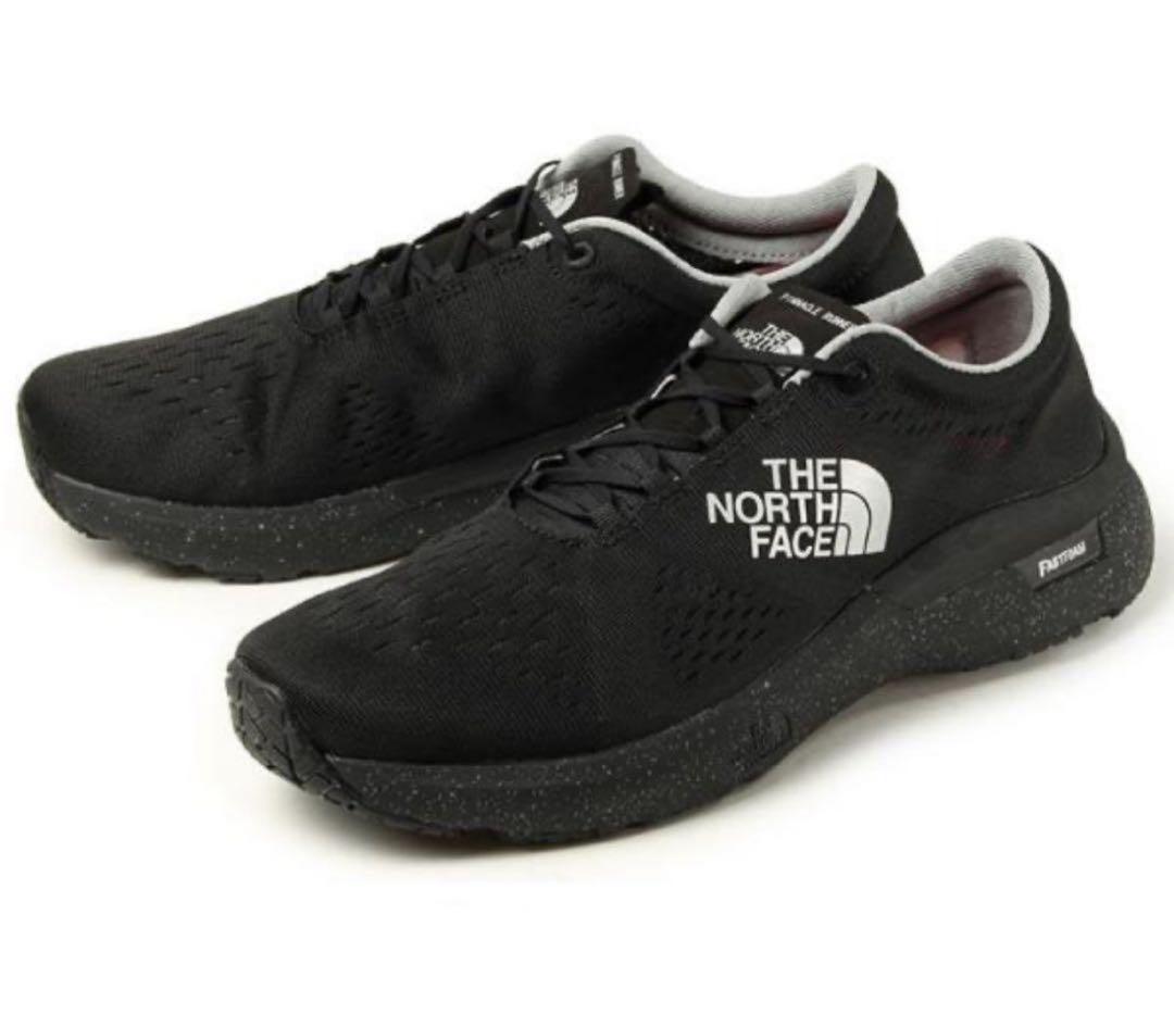 新品未使用　ザ・ノース・フェイス ピナクルランナープログレッシブ　27.5センチ