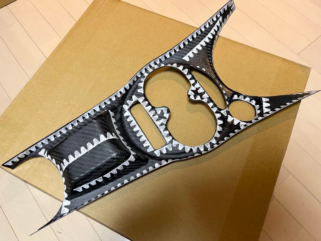 アバルト500,595/695 ドライカーボン製センターコンソールカバー