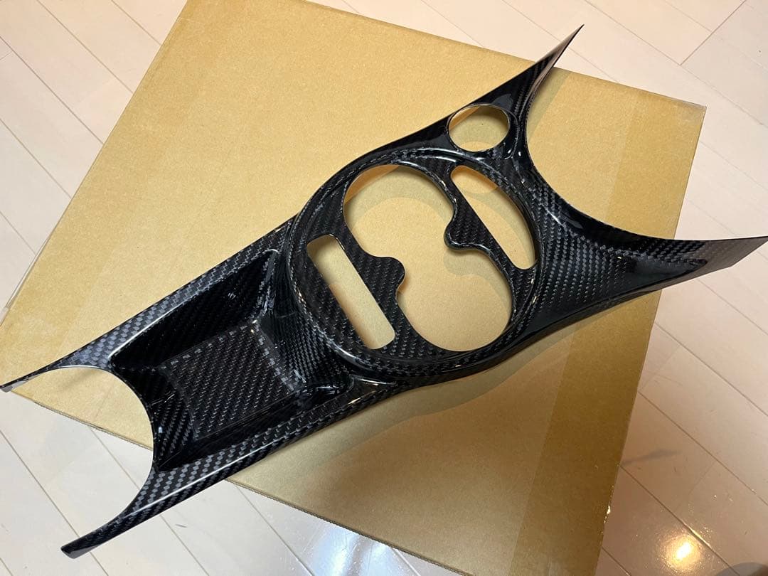 アバルト500,595/695 ドライカーボン製センターコンソールカバー