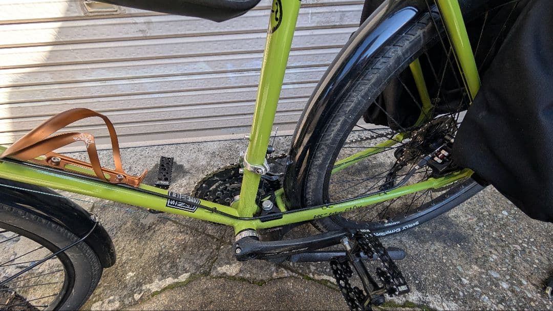 SURLY　ディスクトラッカー　　54サイズ　キャリア付き　バックなし