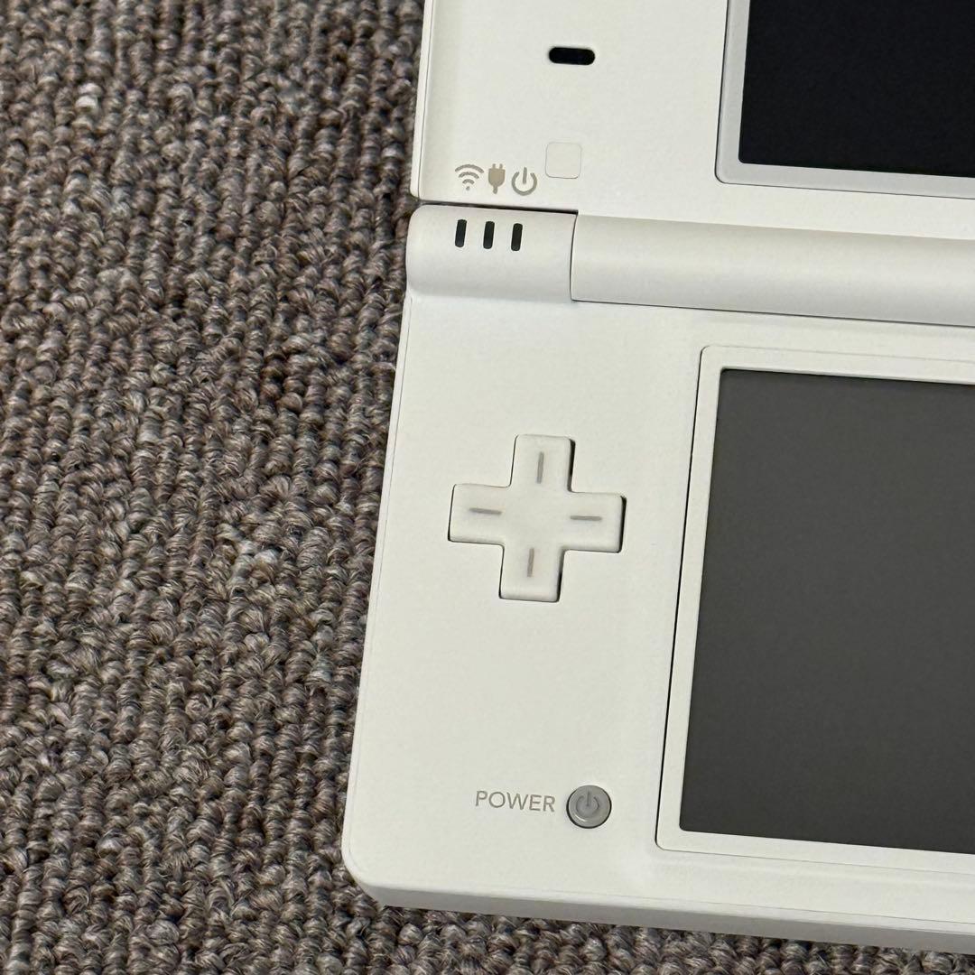 【極美品】ニンテンドーDSi ホワイト 箱付き ③