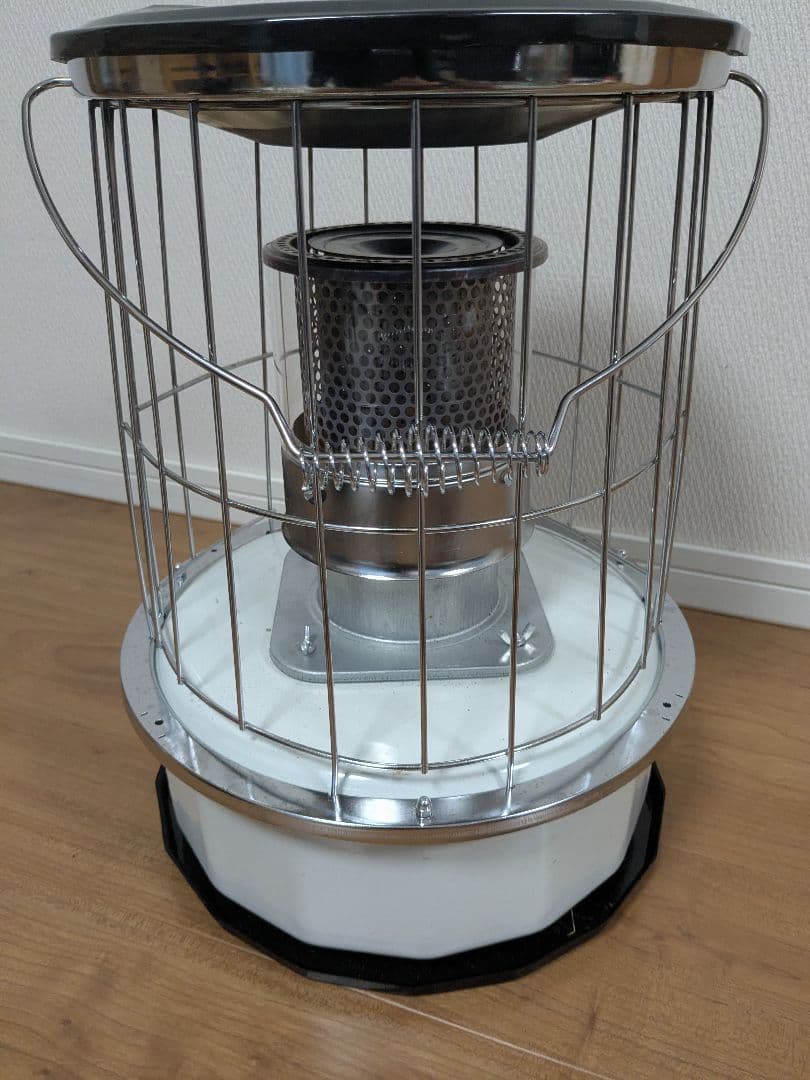 アルパカ風ストーブ　石油ストーブ　キャンプ、アウトドアに