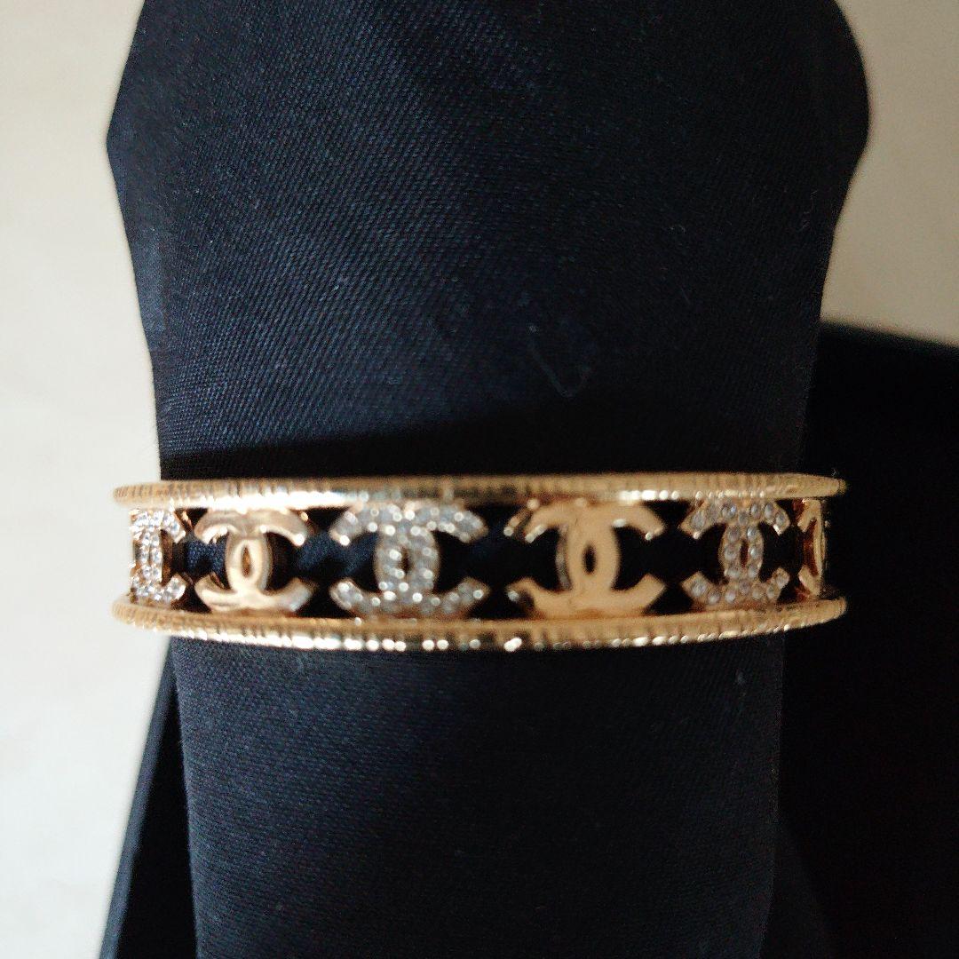 シャネルバングル