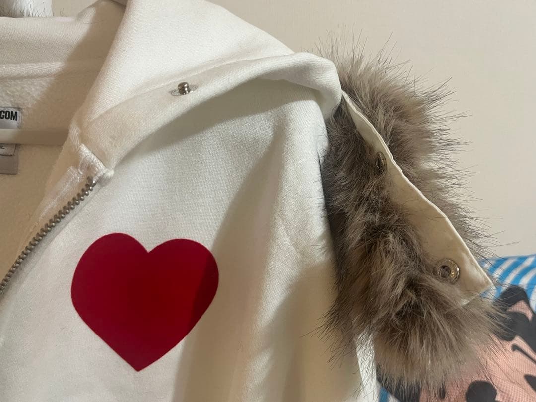 SCULPTOR ファーフード付きショート丈パーカー