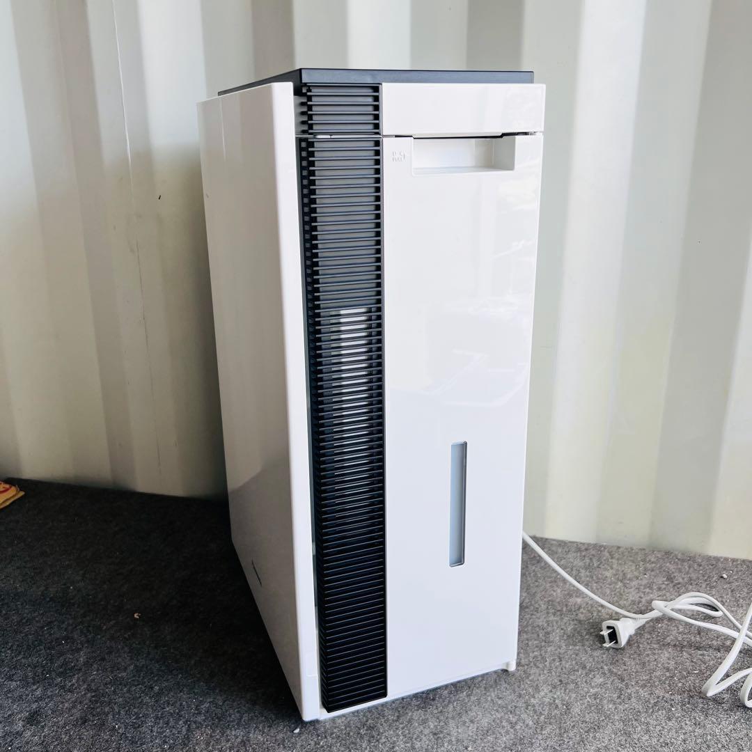 9極美品！最新モデル！Panasonic ジアイーノ 花粉症対策空気清浄機