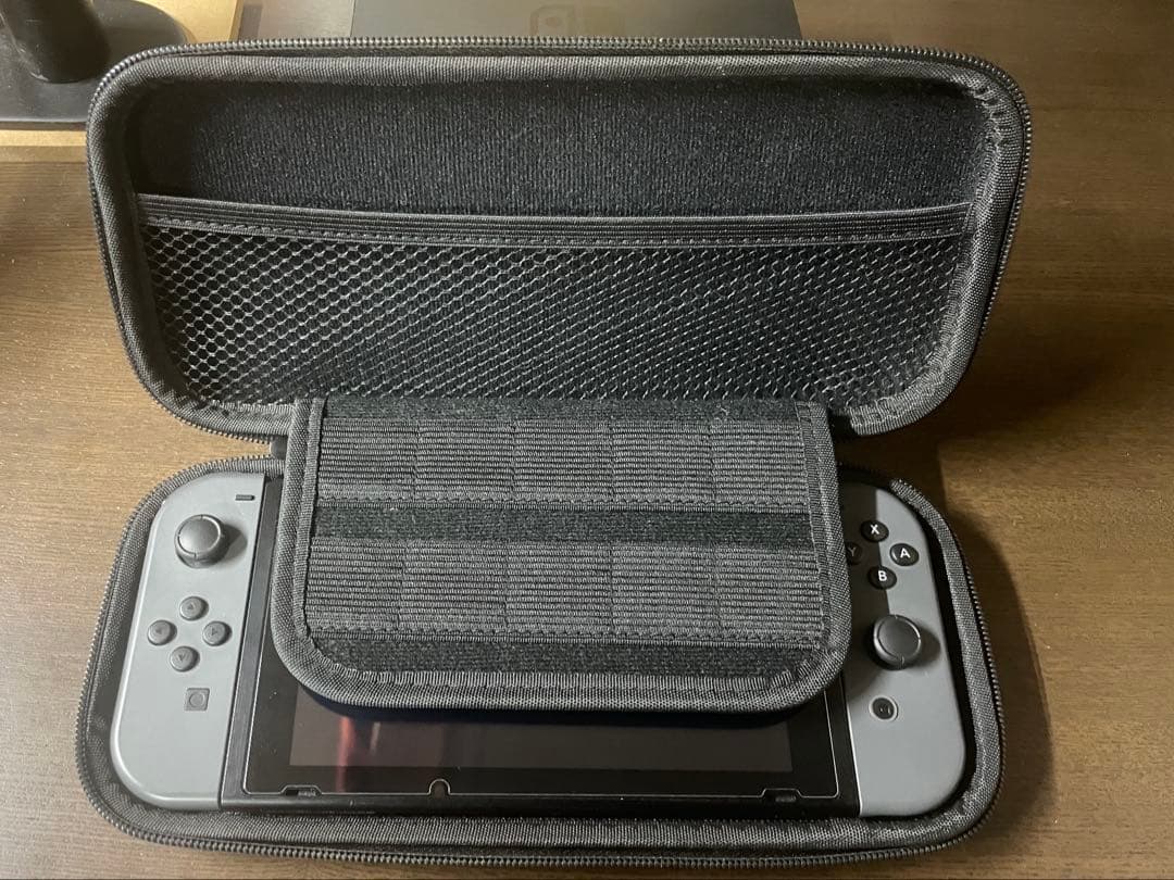 Nintendo switch （ポーチ付）