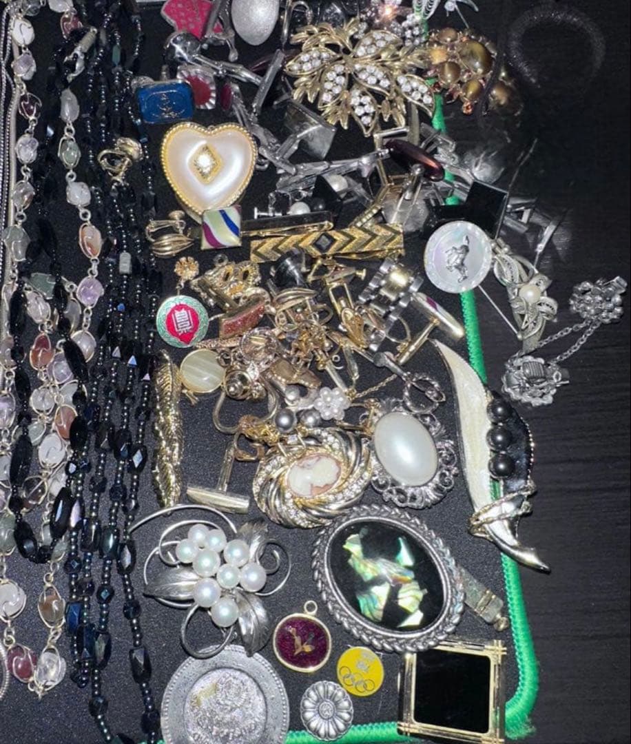 モ*カ様 遺品整理　アクセサリーまとめ　k18刻印有無混在・素材不明