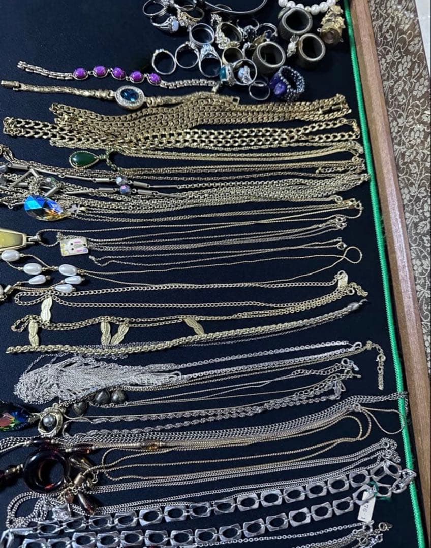 モ*カ様 遺品整理　アクセサリーまとめ　k18刻印有無混在・素材不明