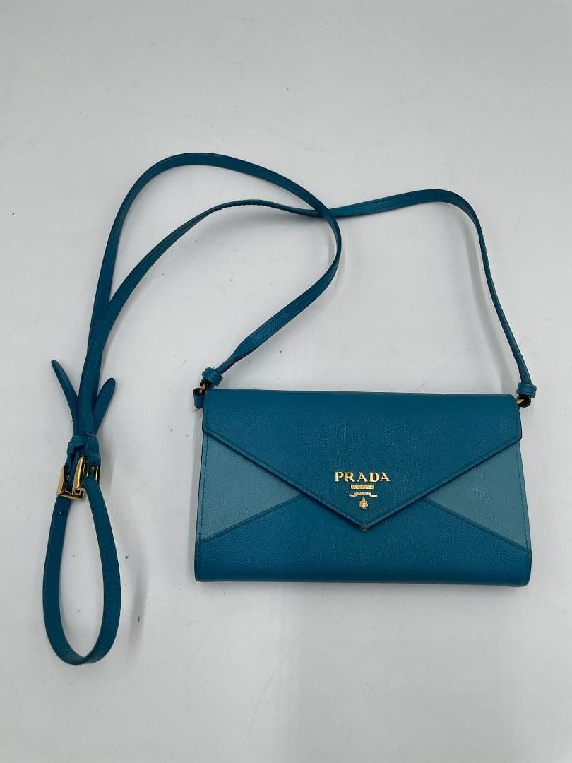 PRADA プラダ サフィアーノショルダーウォレット ティールカラー