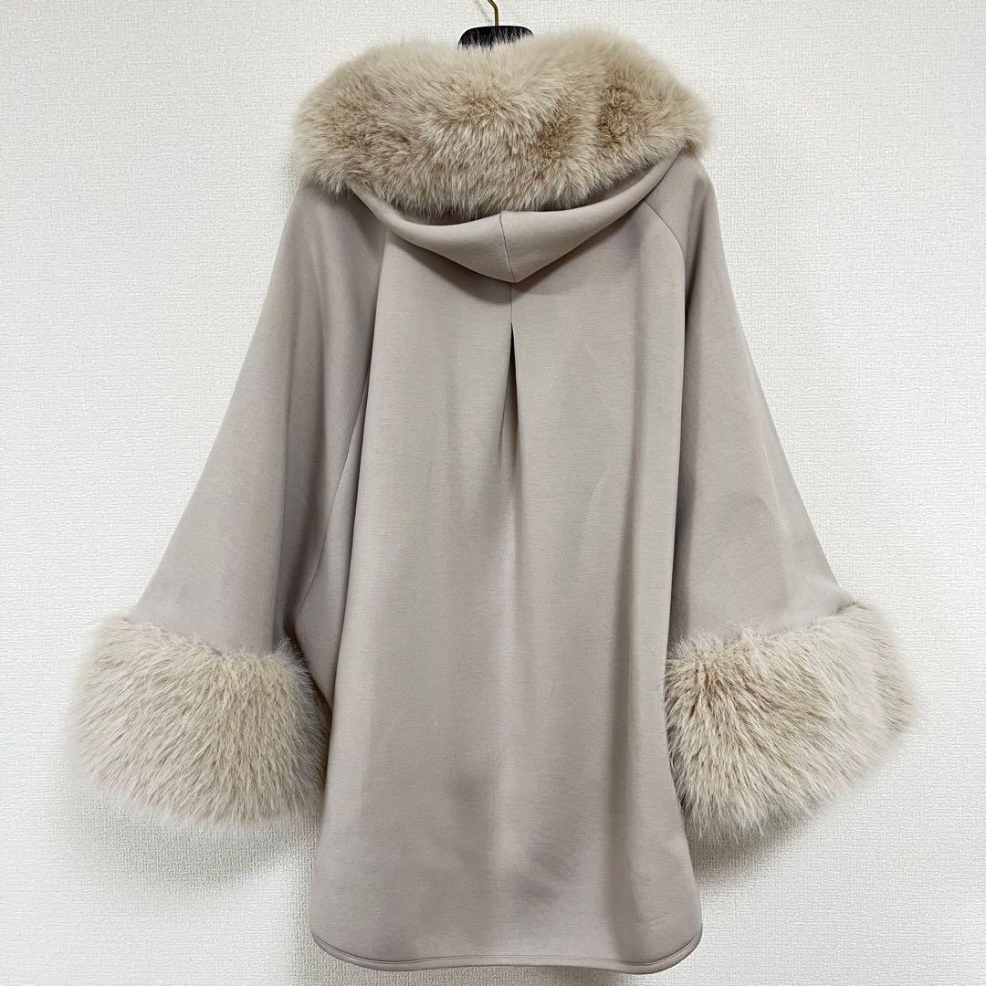 再入荷なし ラスト【新品未使用】ヤマダヤ フェンネル ファー付 フード ポンチョ