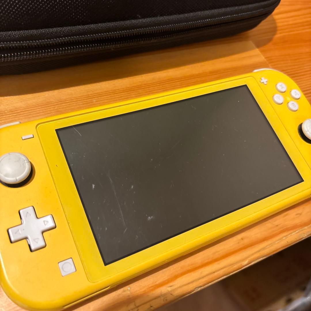 Nintendo Switch Lite イエロー + ケース