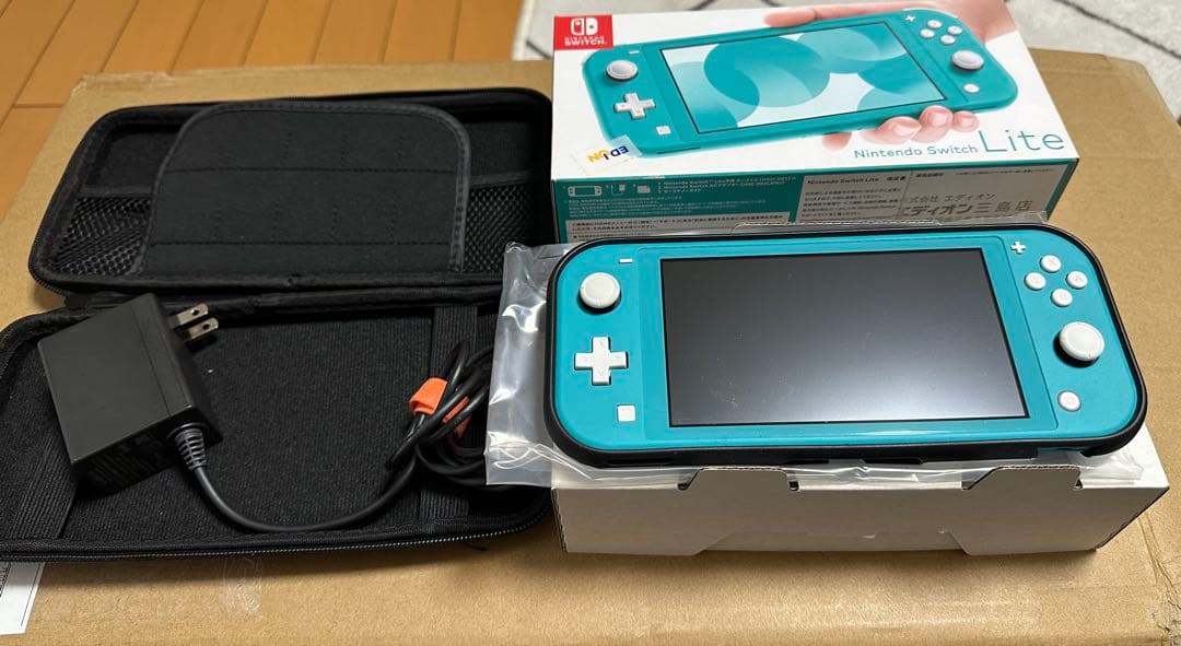 switch switchlite ニンテンドー　スイッチ　ライト 本体