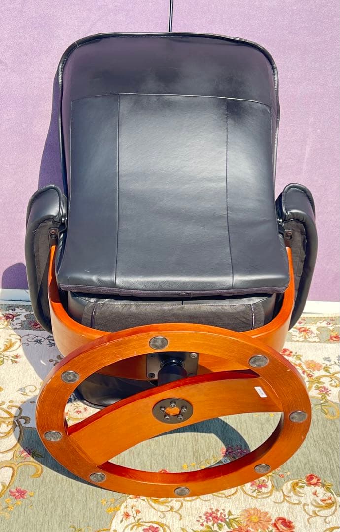 ストレスレスリクライニングチェア