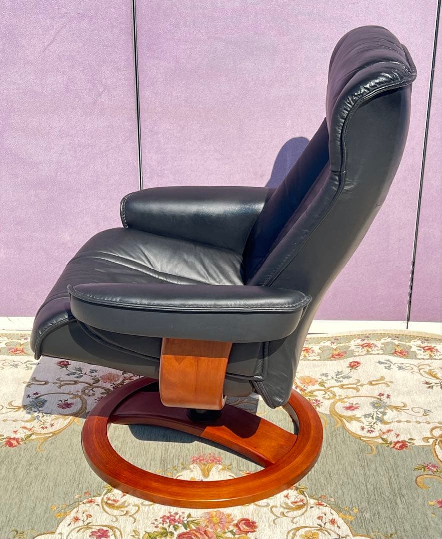 ストレスレスリクライニングチェア